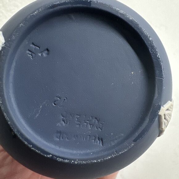 Antique Wedgwood Jasperware Bud Vase in Portland Blue and Cream (5") England - Picture 10 of 13